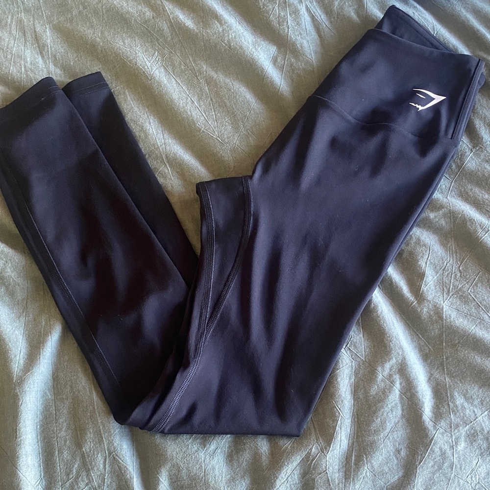 Black gymshark leggings